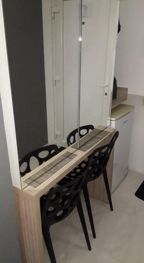 Apartman Sirius Ösek Dış mekan fotoğraf