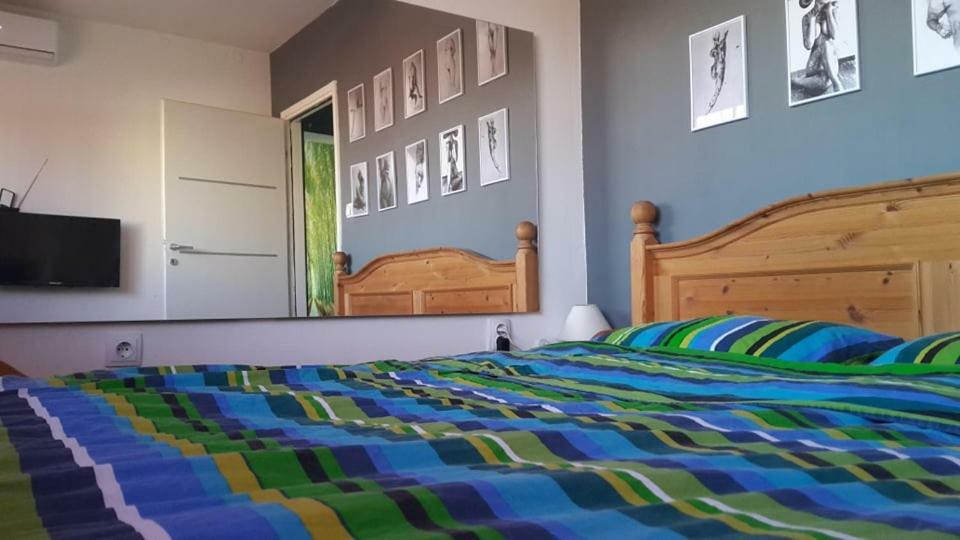 Apartman Sirius Ösek Dış mekan fotoğraf