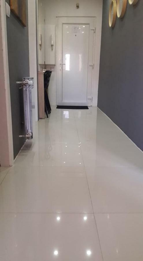 Apartman Sirius Ösek Dış mekan fotoğraf